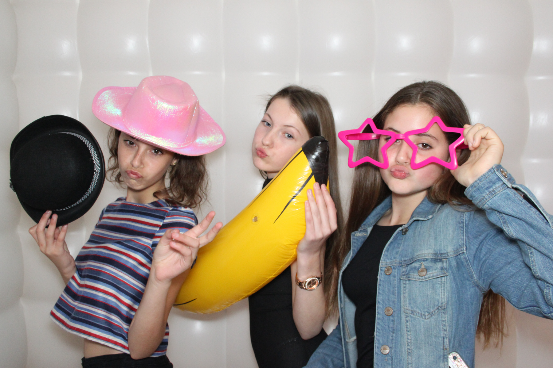 Freya’s 13th party  | View more photos from the event at gallery.yourboothskent.co.uk/u/Your-Booths-Kent/Freya’s-13th-party